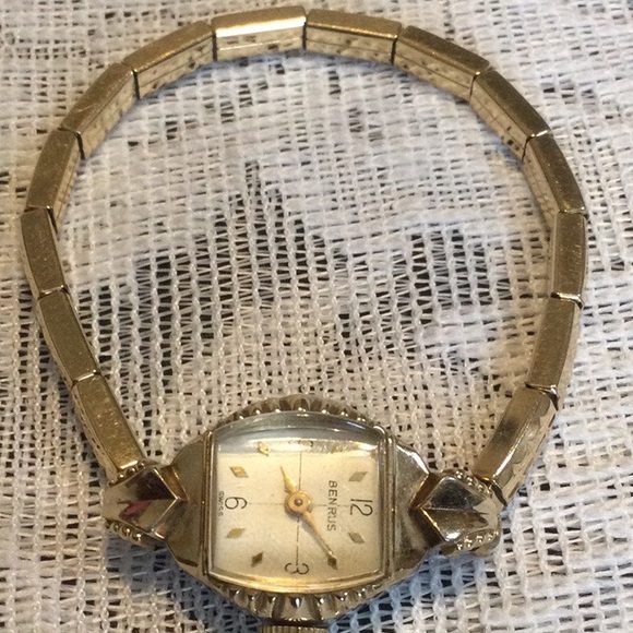 Vintage Benrus 10k Ladies Watch